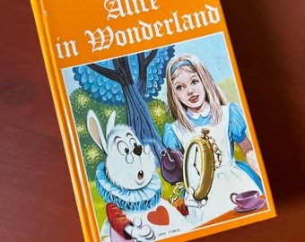 Édition vtg 1989 d'Alice au pays des merveilles, reliée, imprimée en Hongrie (en anglais original)