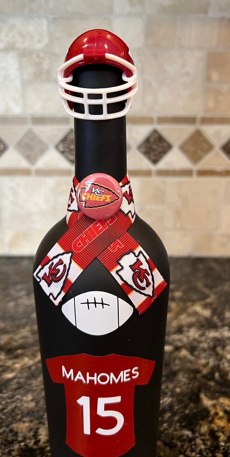Kansas City Chiefs Patrick Mahomes Upcycle Wine Bottle image 2