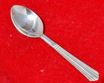 Etsy Gifts 97% Silver Spoons Flatware Silverware Silver Assorted Mixed Patterns Floral Antique Mismatched Gumbo Round Soup Spoons