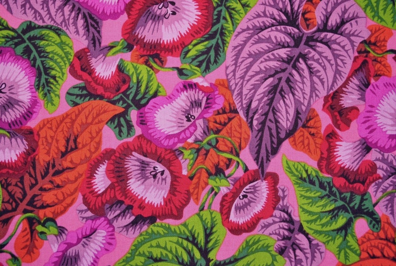 Philip Jacobs Turmpet Flowers PJ02 Red OOP Early Estremely Rare Quilt Kaffe Fassett Collective