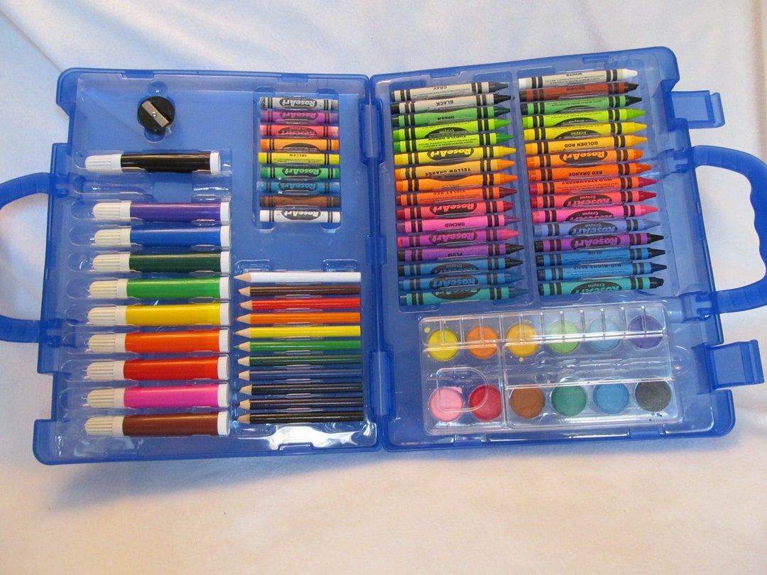 Does Your Little Artist Need a New Art Kit Royal Blue Plastic Art Kit