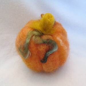 Pale Peachy Wool Pumpkin, Small Wool Felted Pumpkin, Home and Living Decor, Hand Made Wool Felted Pumpkin, Autumn Home Decoration, Wool