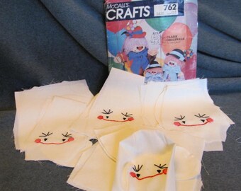Vintage McCalls Pattern Number 762, Enter The Clowns Pattern, Adorable Pattern for Fun Clowns in Three Different Sizes, 17''--13''-- 9''