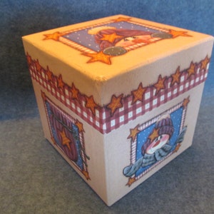 Great Snowman Holiday Gift Box, Sturdy Cardboard Gift Box For The Holidays, Cute Snowman Face Gift Box, Gift Box for Your Holiday Giving