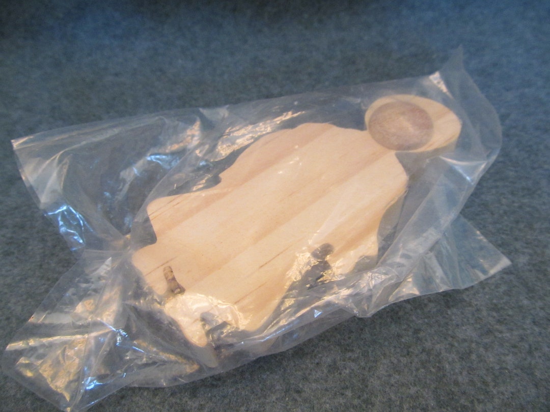 Wooden Girl Shape, Girl Wooden Form for Crafting, 3 7/8'' X 2'' X 5/8 ...