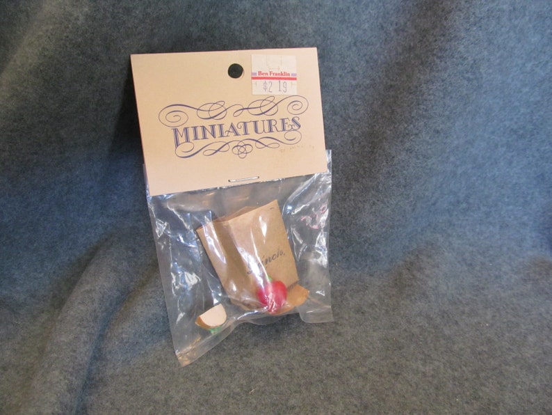 Mini School Lunch and Lunch Bell Paper Bag Lunch and School Lunch Bell Minitures,Doll House Items School Items for Doll Houses,Fun Littles