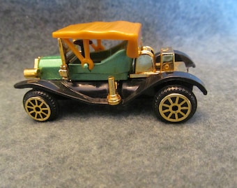 Small Vintage Old Model T Car Toy, Vintage Collectible Holiday Home Decor, Use For Villages, Gift For Kids or Adults