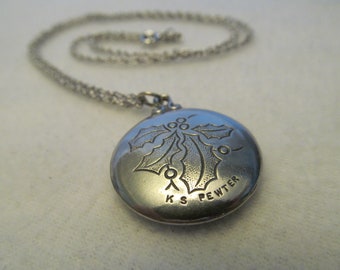 K S Pewter Holly Necklace, Holiday Jewelry, Silver Colored Necklace, Nice Holiday Necklace, Unique Holly Pewter Necklace, Holiday Necklace