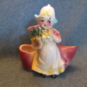 Little Dutch Girl Planter, Vintage Planter, Cute Little Girl Holding Flowers, Collectible Dutch Girl Planter, Great Collectible, Home Decor