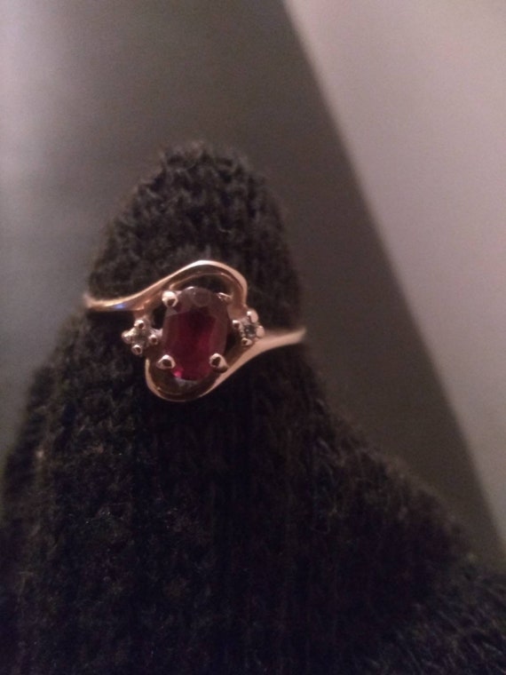 14k gold gemstone ring