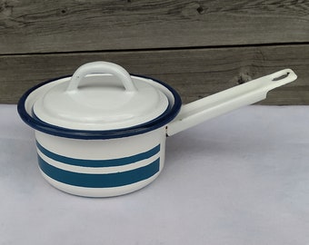 Vintage French Enamel White/Blue Milk Pan with Handle and Lid, Retro Metal Milk Pot, Old Milk Mug, Milk Enamel Can,Rustic Kitchen Decor,Gift