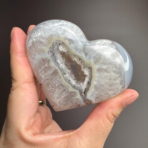 Druzy Agate Bubble Heart ~Brazilian Agate w/ Quartz ~ Natural Color~ Crystal Carving ~ Agate Crystal ~ Quartz Crystal ~ Crystal Freeform
