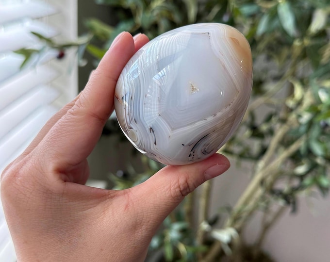 Dendritic Banded Agate Egg ~ Crystal Carving