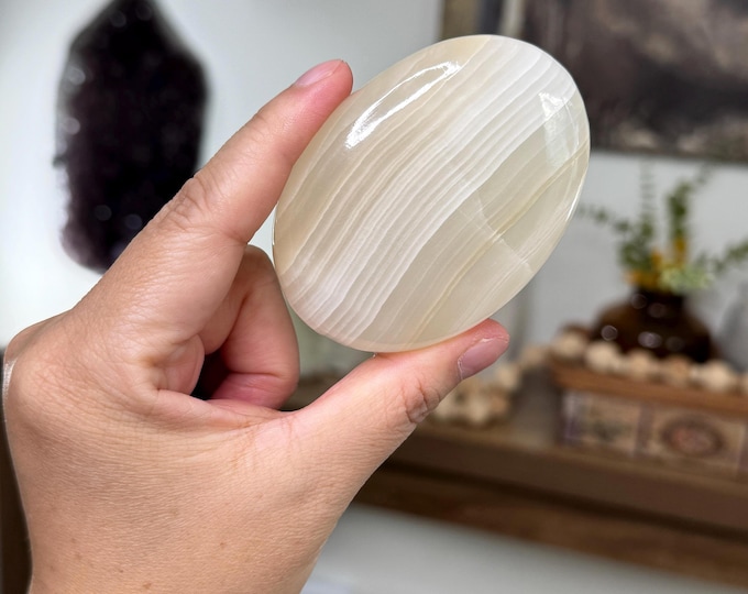 Calcite Palmstone ~ Meditation Crystal