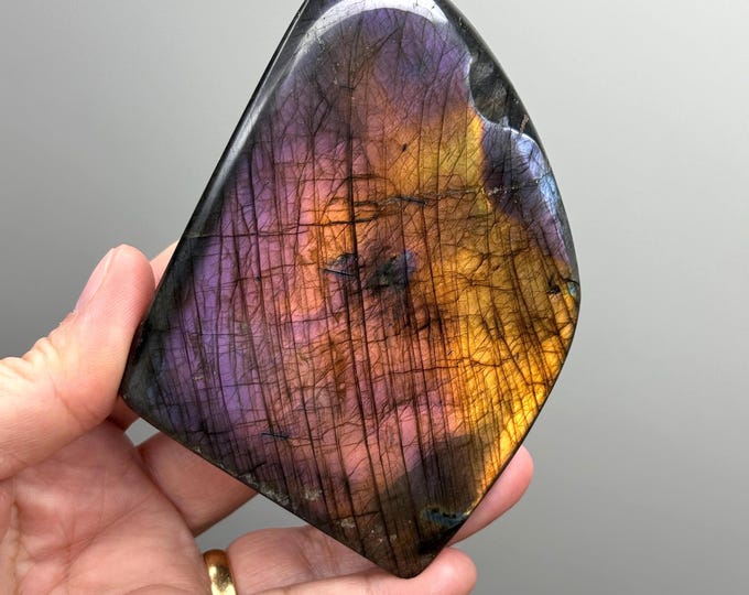 Labradorite Freeform ~ Sunset Vibe ~ Madagascar