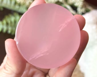 Madagascar Rose Quartz Palmstone