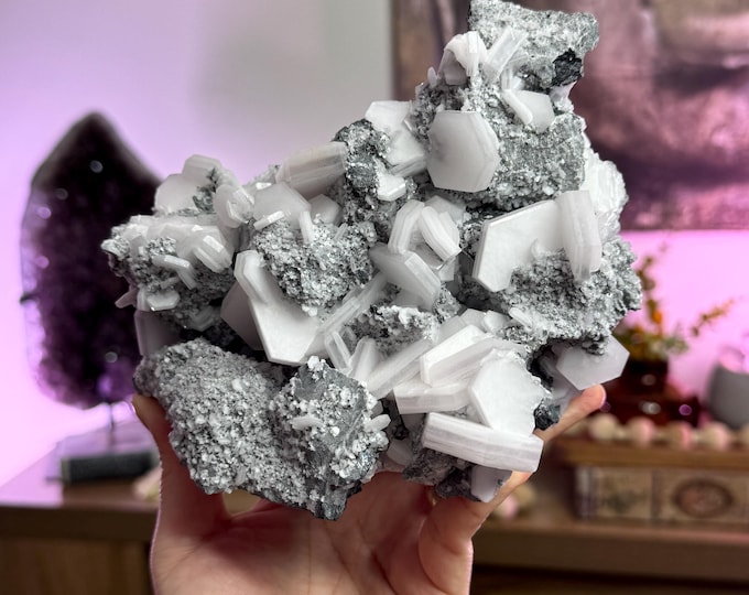 White Hexagonal Calcite Specimen ~ 2.9 lb ~ Strong UV Reactive