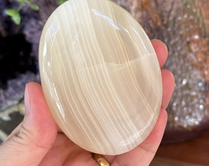 Calcite Palmstone ~ Meditation Crystal