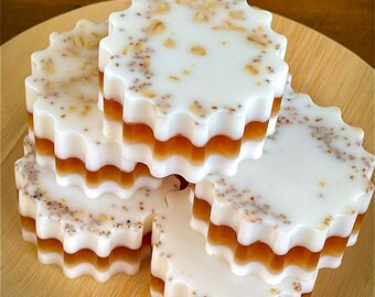Vanilla Oak  & Honey Soaps with Goat's Milk | Handmade | All-natural | White Chia | Soap for ezcema | Sensitive skin | Organic | Made in USA