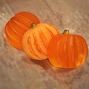 3 Mini pumpkin soaps Holiday soaps Fall decorations Pumpkins Harvest gifts Guest size soaps Ginger soaps Glycerin soaps image 2