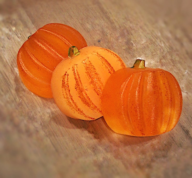 3 Mini pumpkin soaps Holiday soaps Fall decorations Pumpkins Harvest gifts Guest size soaps Ginger soaps Glycerin soaps image 2