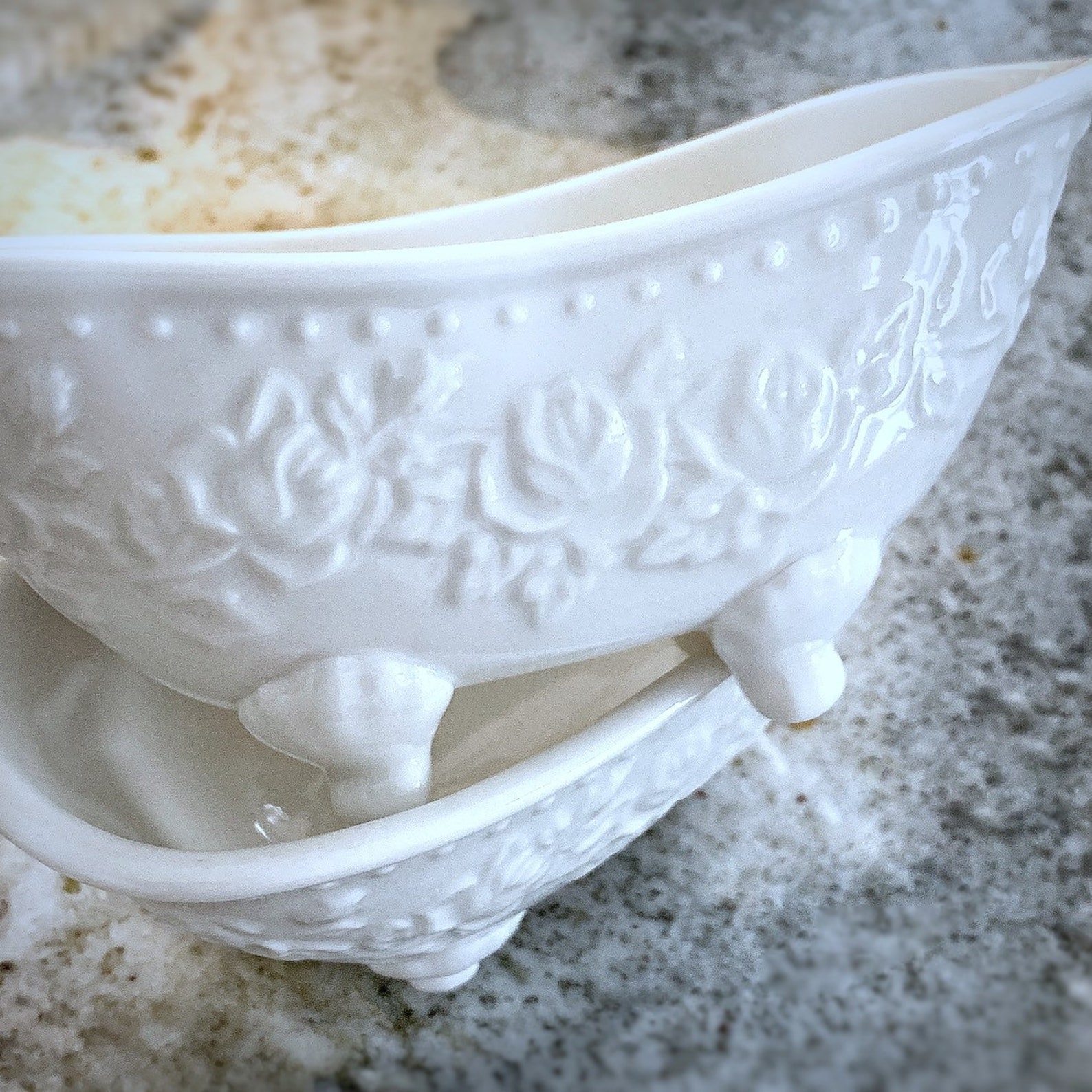 Bathtub shaped ivory porcelain soap dish 61/2 long Etsy