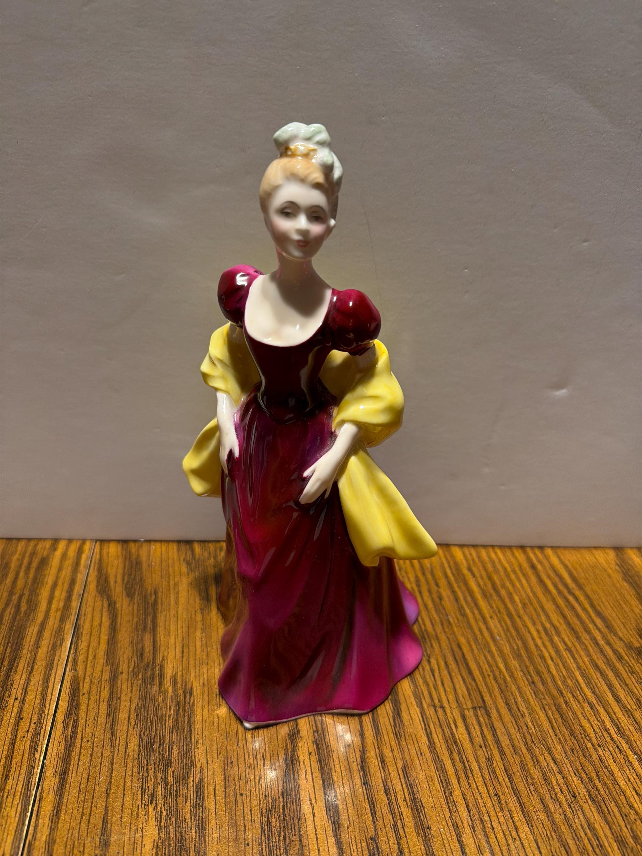 Royal Doulton Cinderella - Etsy