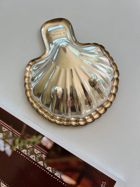 Vintage Silver-Plated Shell Dish - image 10