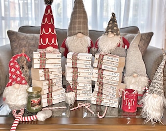 Christmas Book Stacks | Holiday Book Stacks | Christmas Home Decor | Farmhouse Home Decor