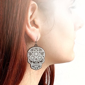 Earrings, Sugar Skull Earrings, Dangle Skull  Earrings, Dia de Los Muertos, Unique Jewelry, Mexican Jewelry, Skull Gift, Hypoallergenic