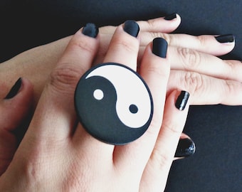 Yin Yang Ring, Black and White, Chunky Unique  Cool Ring, Contemporary Ring, Adjustable Ring, Gift for Mom, Jewelry Gift