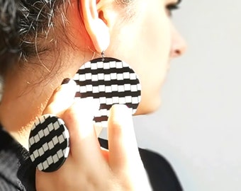 Chunky Earrings and Ring Jewelry Set for Women, Statement Jewelry Set, Bold Jewelry, Black and White Jewelry,  Trendy Jewelry Set