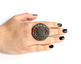 Cocktail Black Ring Statement Chunky Ring Adjustable Unique Big Ring Trendy Rings for Women Gift for Girlfriend Gift for Her Black Jewelry