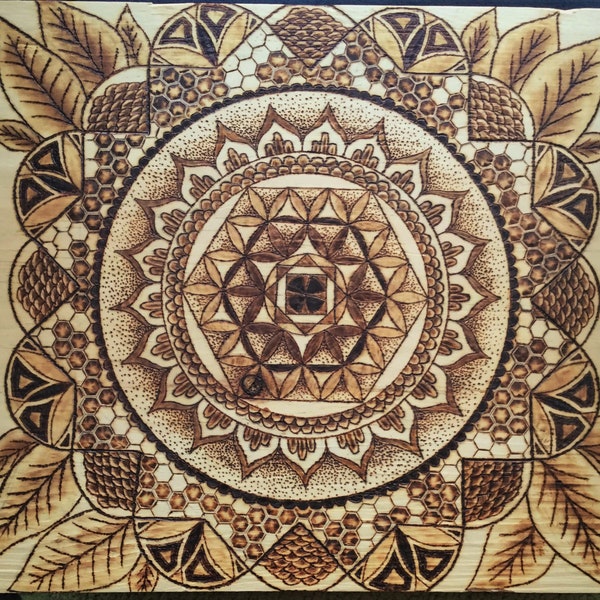 Cadre Pyrogravure mandala décoration géométrie sacrée