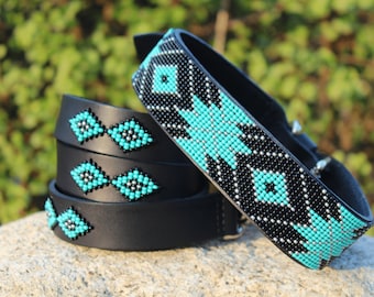 Set di guinzagli e collari in pelle per cani: design azteco con perline turchesi su pelle nera