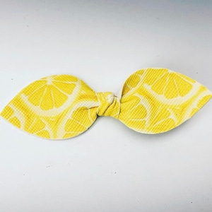 Sliced Lemon Top Knot Hair Bow