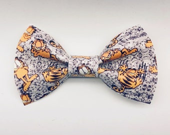 Garfield the Cat Kisses Tie Mens Holiday Necktie