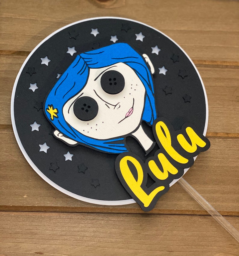 Coraline Birthday Cake Topper: Personalized Party Decor Bild 8
