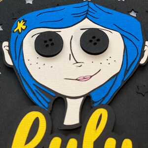 Coraline Birthday Cake Topper: Personalized Party Decor Bild 10