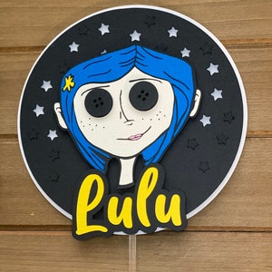Coraline Birthday Cake Topper: Personalized Party Decor Bild 4