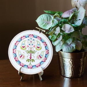 embroidery kit Avlea Folk high quality easy craft stamped fabric traditional pattern Tree of Life everything included