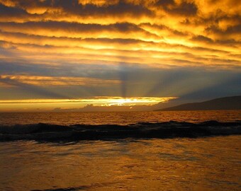 Maui Sunset | Hawaiian Islands | South Pacific Tropics Hawaii | Travel Photography | Restaurant Décor | Hotel Décor | Fine Art Photography