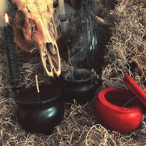 Loadable Cauldron Candle