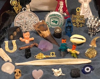 Santa Muerte Bone, Shell, and Trinket Divination Collection™ (27 Pieces)