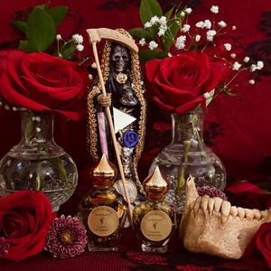 Santa Muerte Necromancy Oil + Los Muertos + Nigromancia