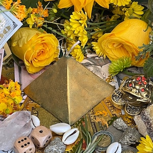 Pyramid Candle