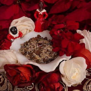 La Madama Herbs + Candle Dressing + Road Opening + Intuition + Abre Camino + Healing + Blessing + Divination + Success + Blessed