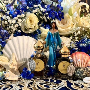 La Sirene Oil + Marriage + Luck + Fame + Abundance + Motherhood + Song + Wealth + Vodou + Voodoo