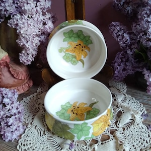 2 Vintage Ernestine Salerno Soup Bowls in Orange Yellow Green Brown Floral Motif / Lilly Iris Mid Century Hand Painted Italian Ceramic Dish