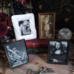 Mini Vintage Frames / Small Picture Frame / Tiny Brass Frame Ceramic White Frame Wood Gold Frame Black Frame / Gothic Cottage Witchy Decor